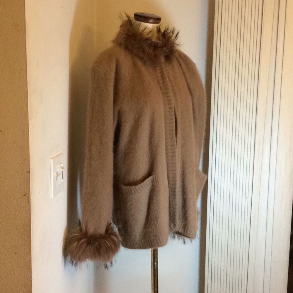 VINTAGE CONNIE A LEE ANGORA / FOX FUR SWEATER